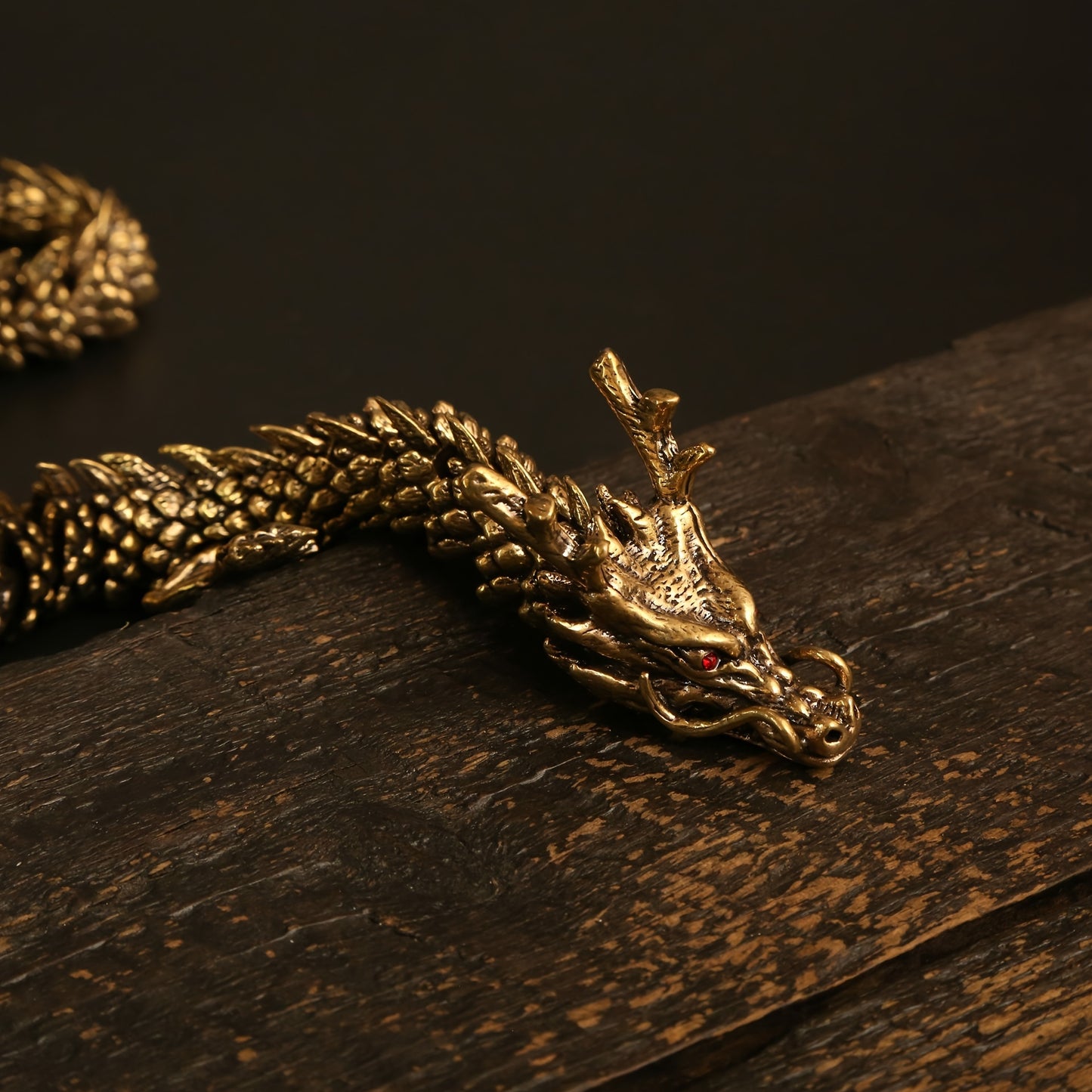 Dragon Mythique – Gardien Doré