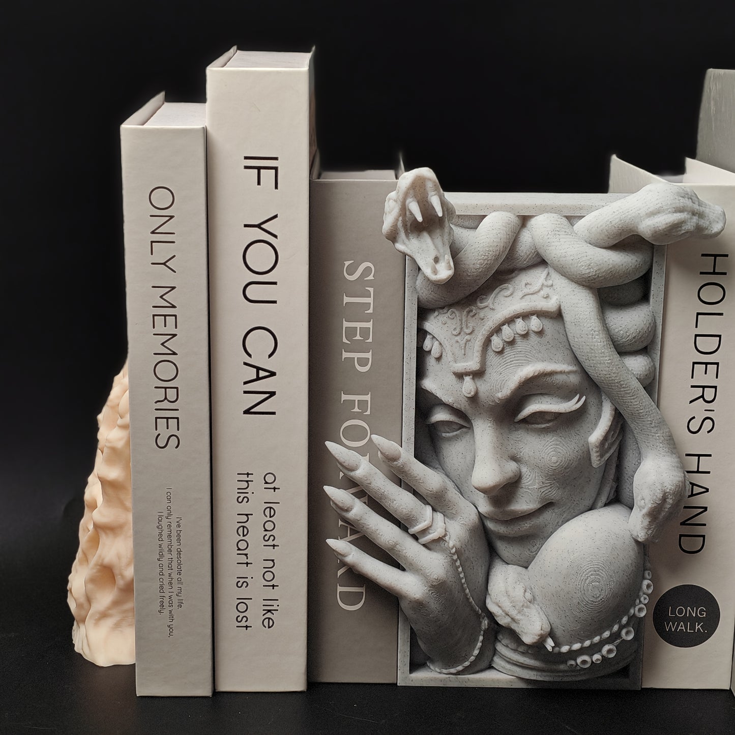 Sculpture Medusa – Le Regard Pétrifiant